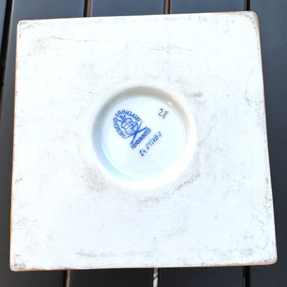 VTG Herend Queen Victoria Green Border Butterfly Claw Foot Urn Vase SZ 7.5"H - Picture 15 of 15